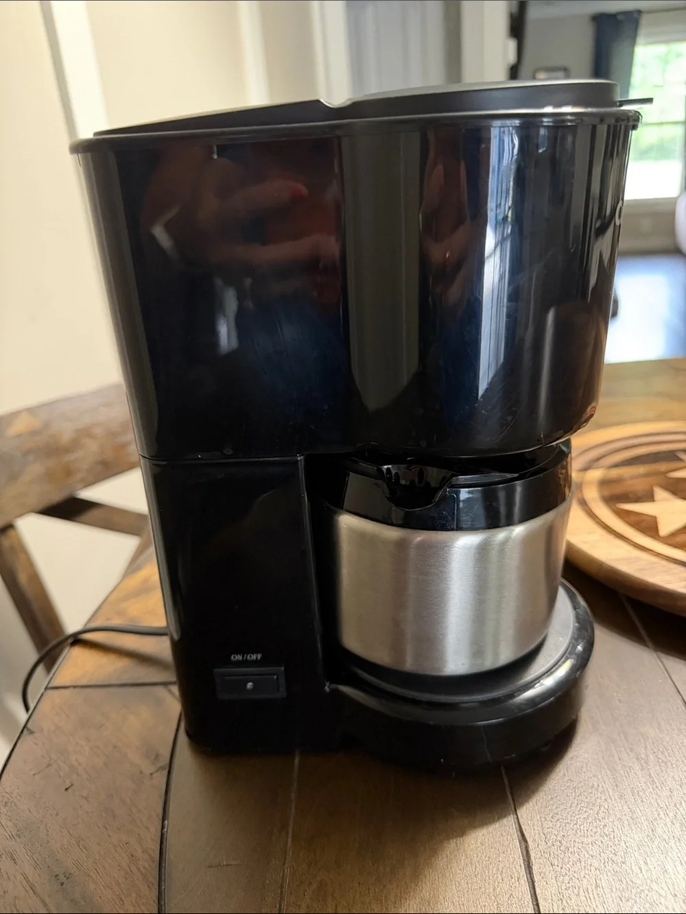Cuisinart Black & Stainless Steel Single-Serve Coffee Maker. 5 cup